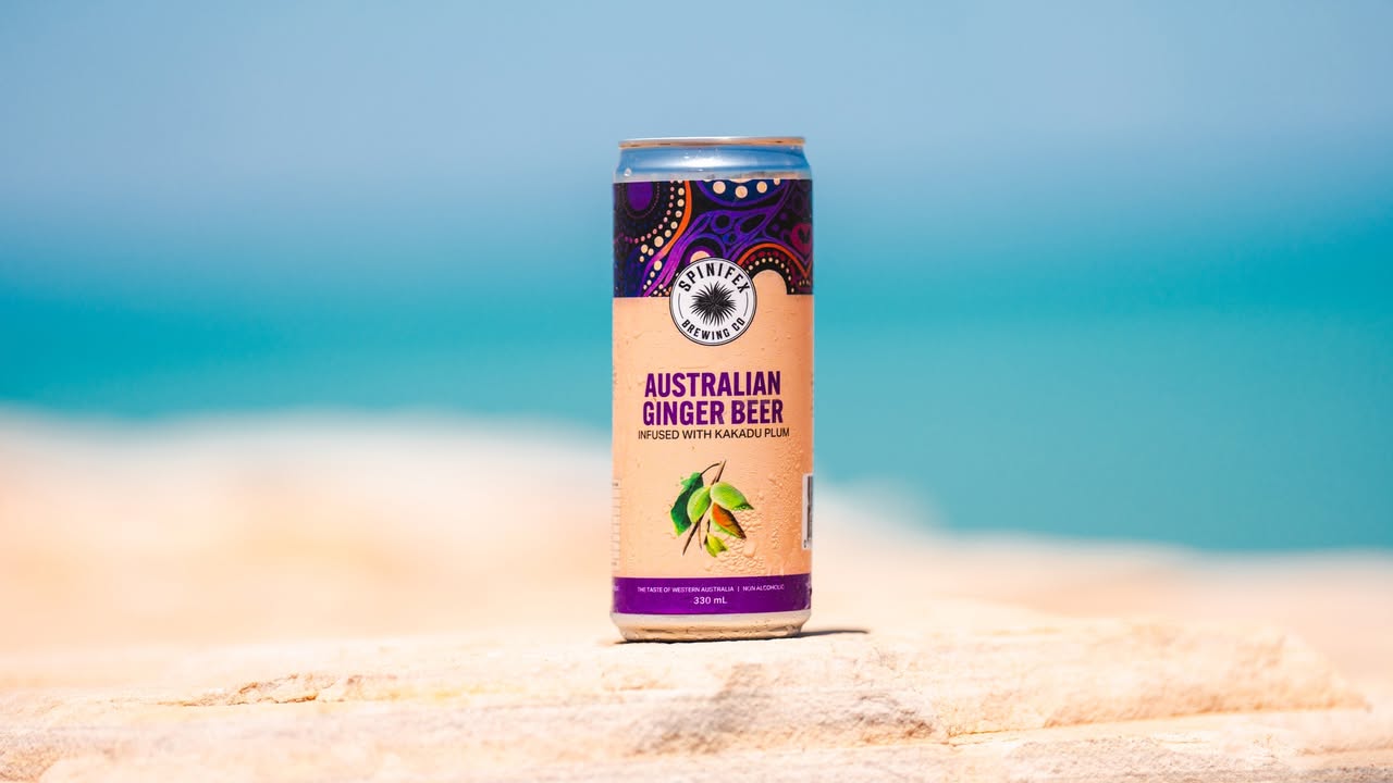 Featured image for “Our non-alcoholic Ginger Beer with Kakadu Plum is a true crowd-pleaser. Crisp, refreshing, and packed with vitamin C, it’s the perfect drink for any occasion!”