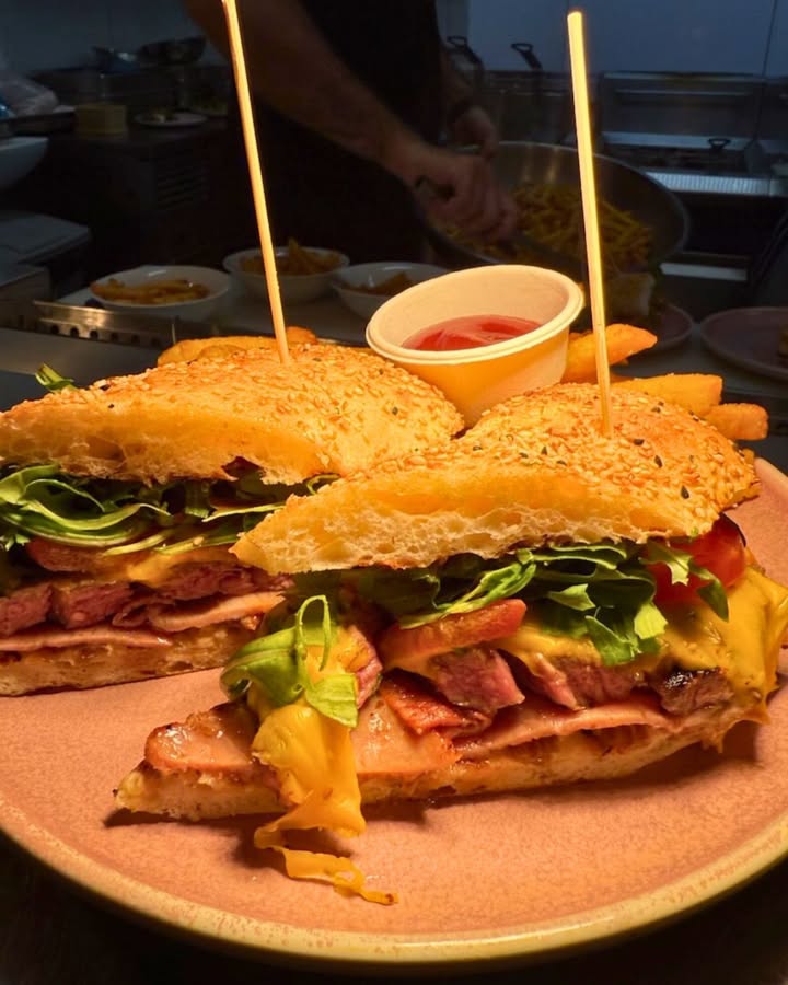 Featured image for “Delicious Steak Sandwich: Indulge in a Weekend Treat at Spinifex Cable Beach”