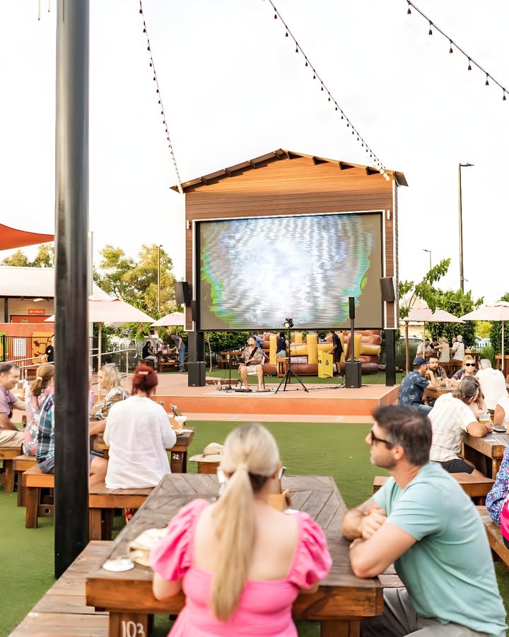 Featured image for “Festive Holiday Gatherings: Book Your Perfect Christmas Party Venue at Spinifex Cable Beach”