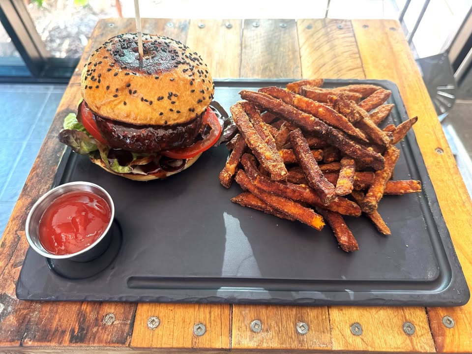 Featured image for “Mouth-Watering Mushroom Burger Special at Spinifex Cable Beach”